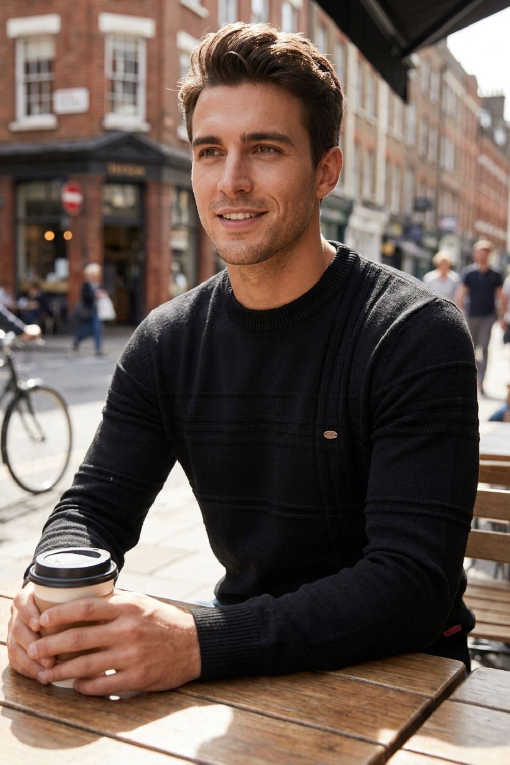 Herren Gestreifter Rundhalspullover | Gerippte Details