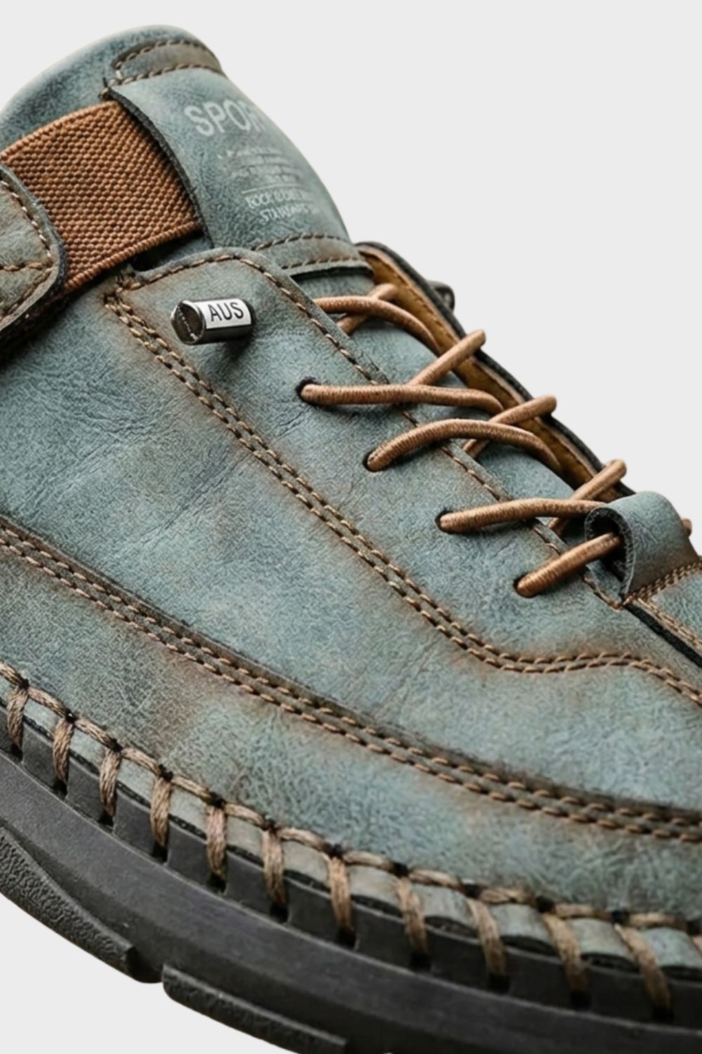 Herren Schnür-Sneaker | Kontrastnähte & Runde Zehenpartie