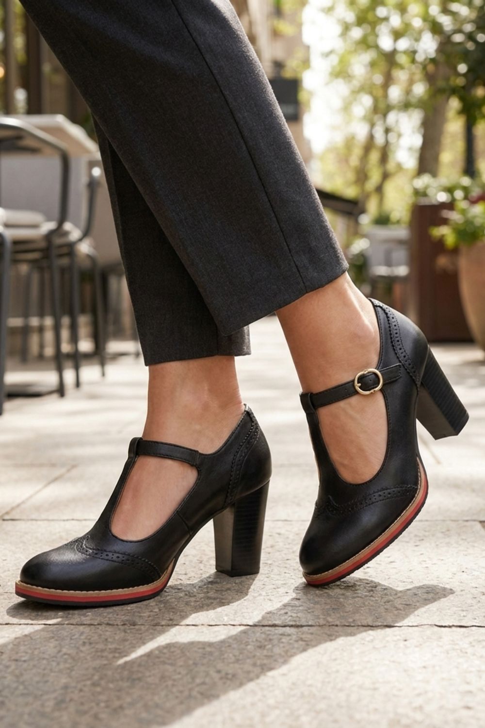 Damen Mary Jane Vintage-Pumps Brogue T-Bar – Sicht von oben