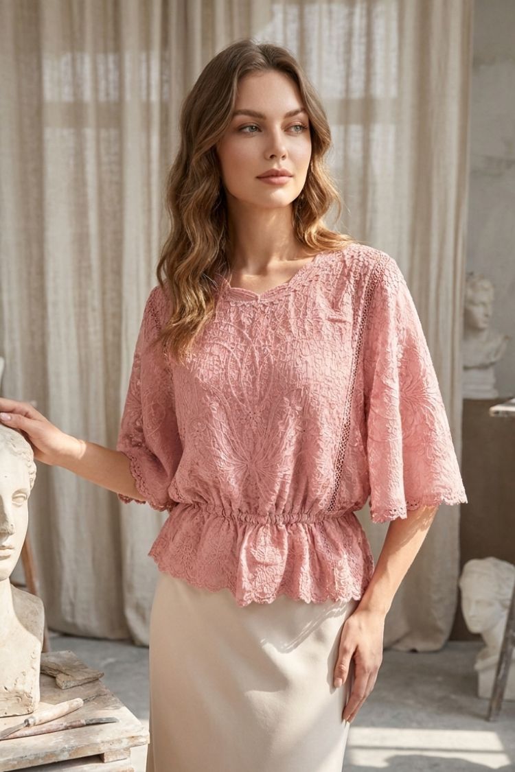 Damen Bluse mit Stickerei | Transparente Ärmel & Rundhalsausschnitt
