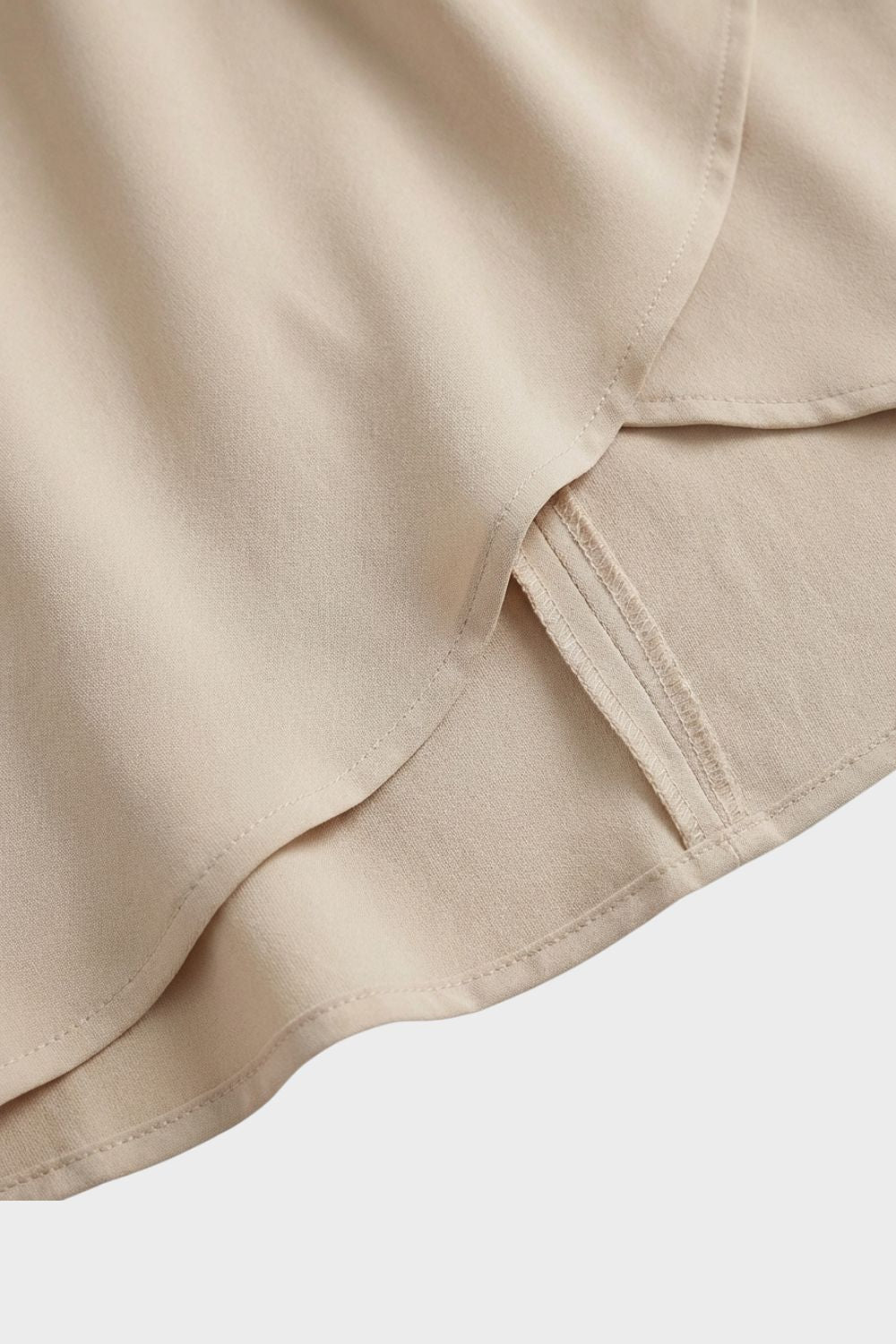 Damen Maxi-Wickelkleid V-Ausschnitt – Detail-Ansicht