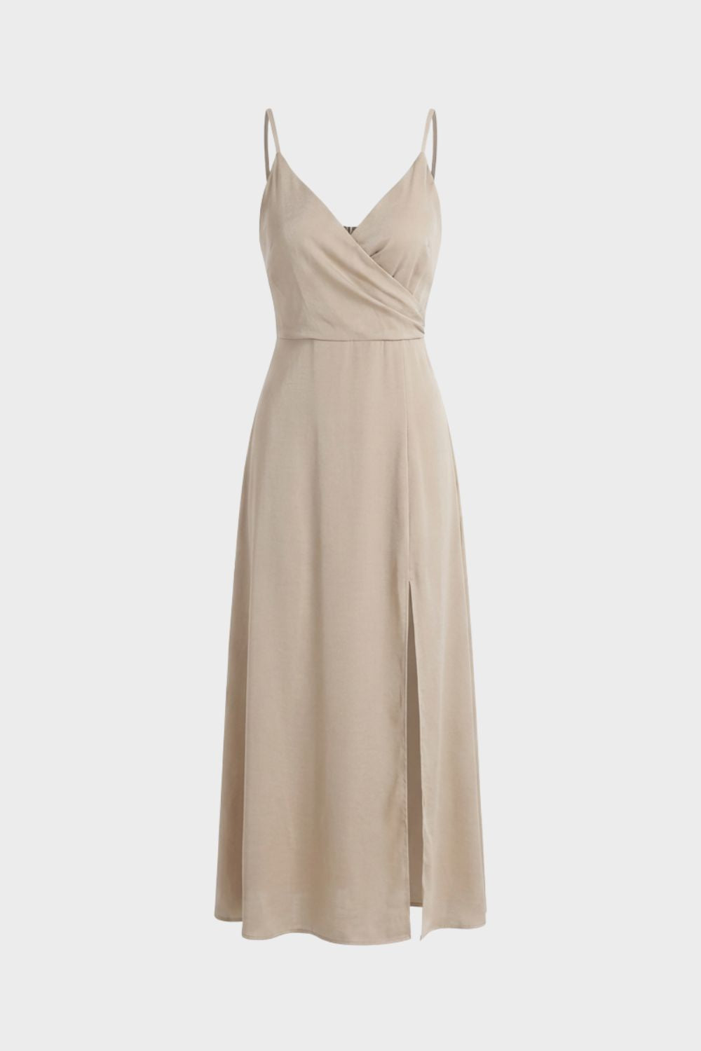 Damen Wickel-Maxikleid Spaghettiträger – Komplettansicht im Studio für Hochzeitsgast-Outfit