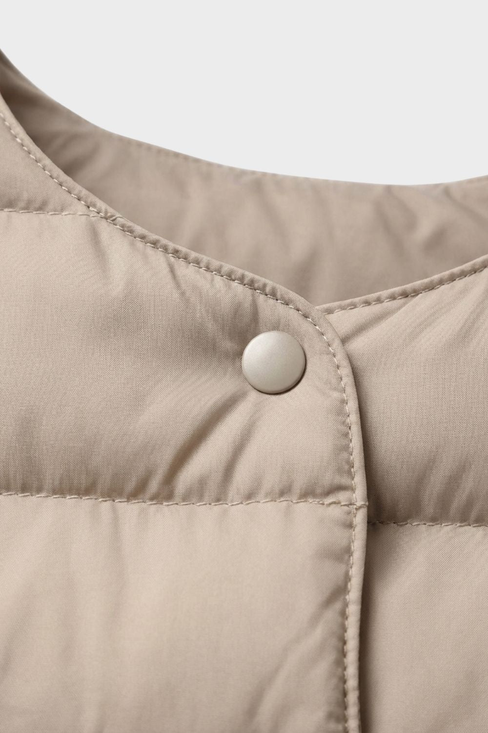 Damen Steppjacke Druckknöpfe – Detail-Ansicht