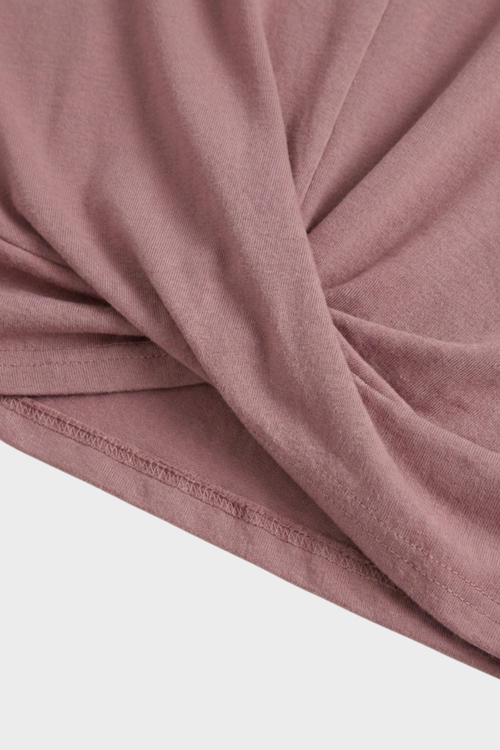 Damen T-Shirt V-Ausschnitt Knoten – Detail-Ansicht