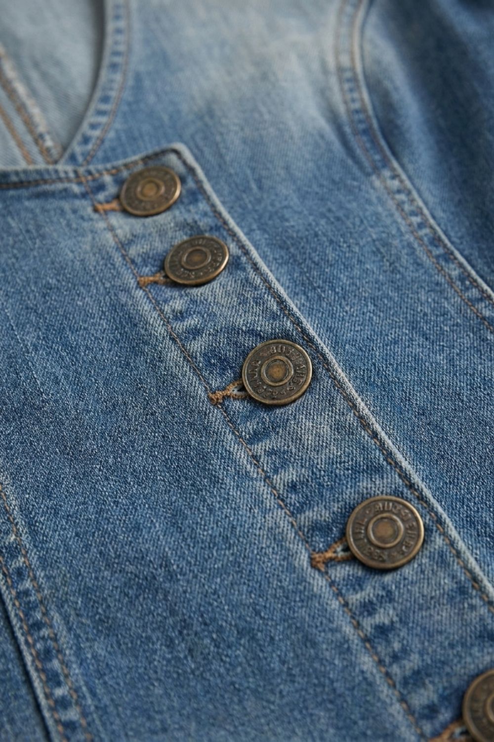 Damen Midi-Jeanskleid Knopfleiste – Profil-Ansicht