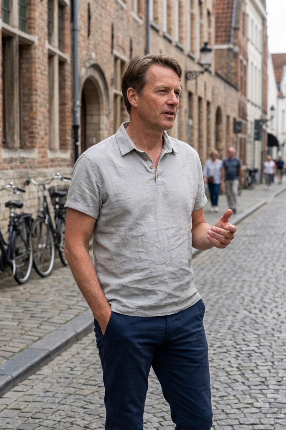 Herren Henley-Polo Naturleinen Stehkragen – Rückansicht