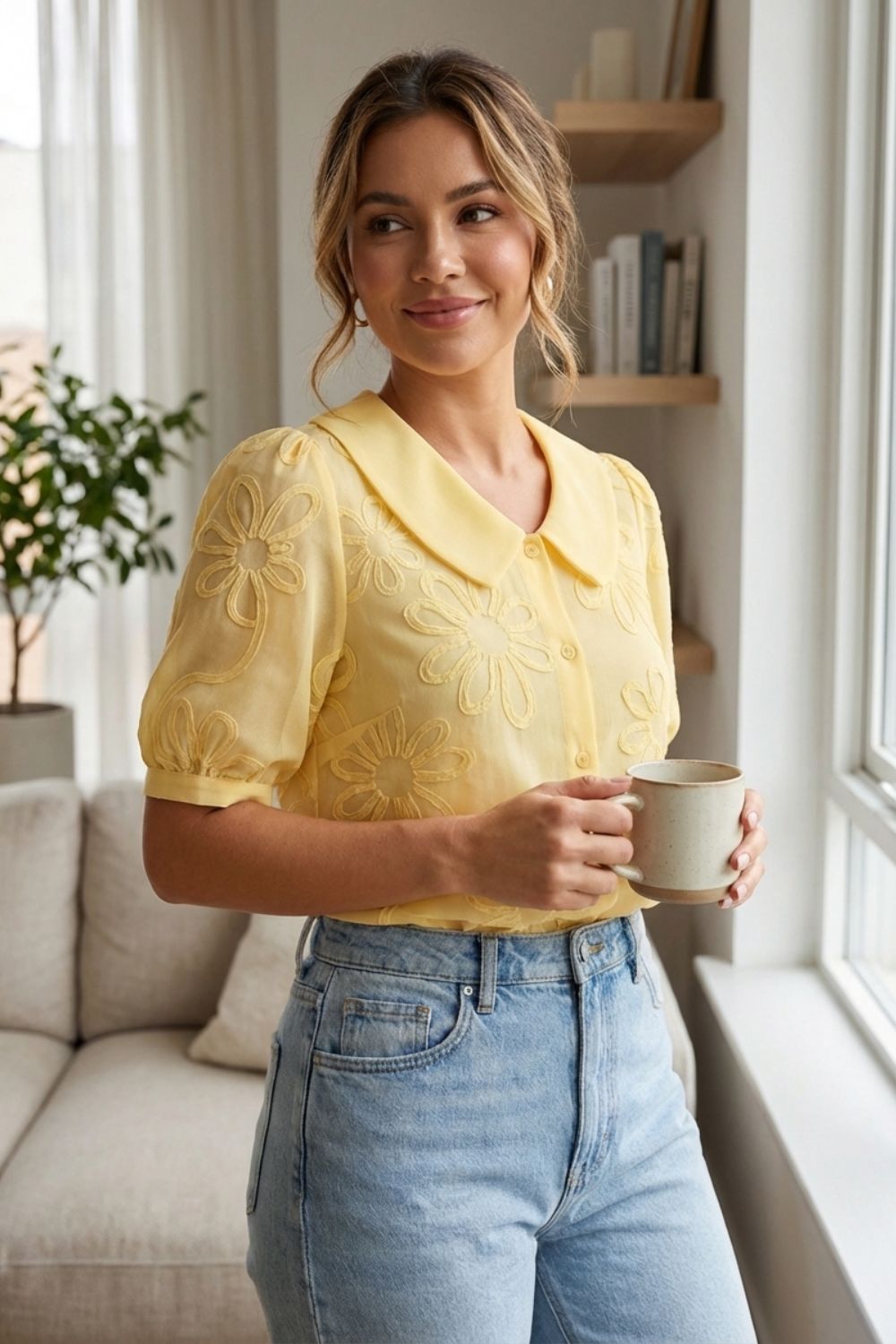 Damen Daisy-Bluse Peter-Pan Puffärmel – Sicht von oben