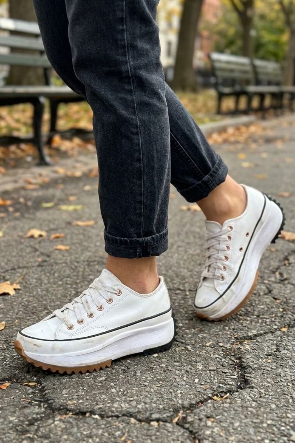 Damen Plateau-Sneaker | Schnürung & Kontrastsohle