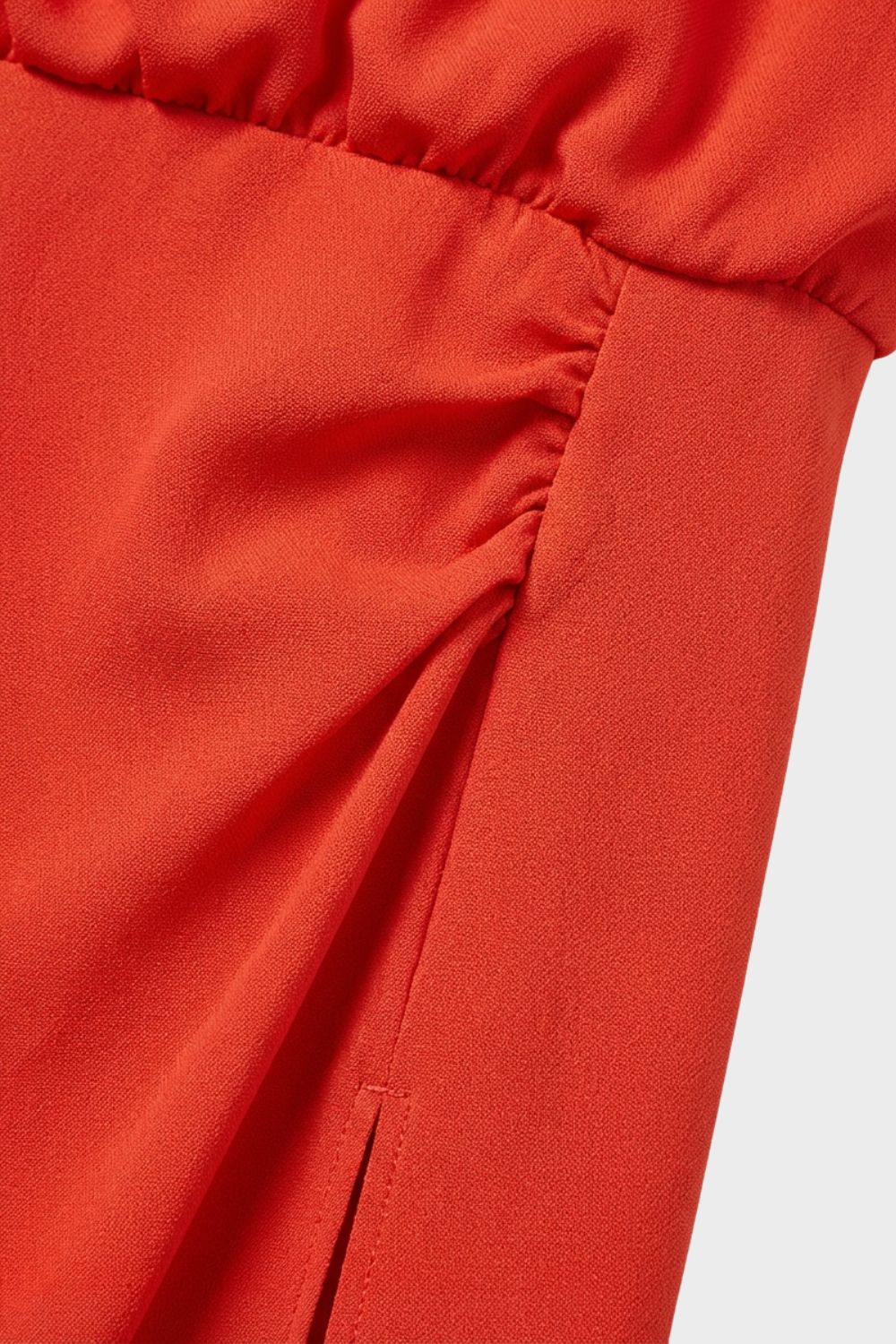 Damen Sommer-Midikleid Halterneck Blouson – Seitliche Taillen-Raffung und Schlitz am Saum in Korallenrot