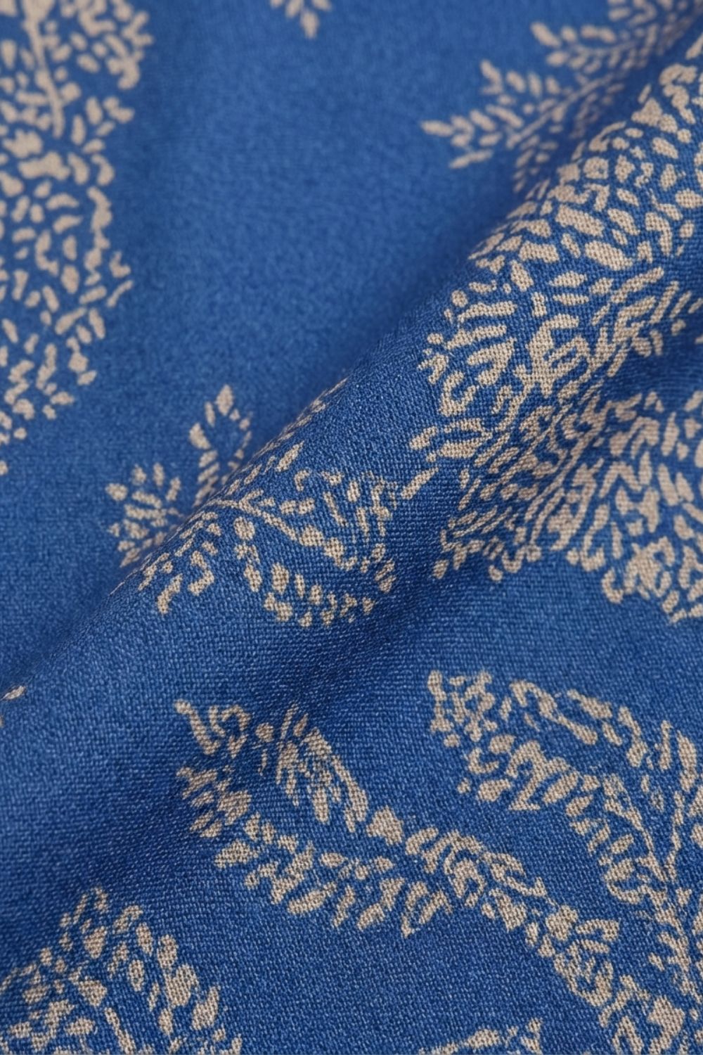 Damen Wickelkleid Midi V-Ausschnitt – Material-Detail